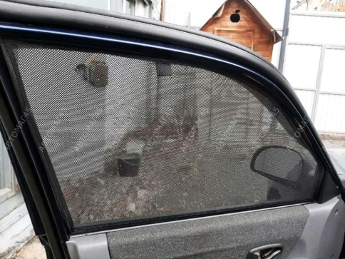 TLT  каркасные шторки на магнитах Hyundai Accent Тагаз Акцент 1999-2012г передние стандарт 2шт 10% фото 8