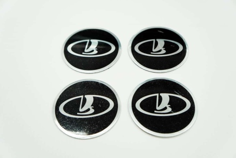 Наклейка на колпаки Lada сферическая изогнутая 5,9см 4шт черная  фото 1