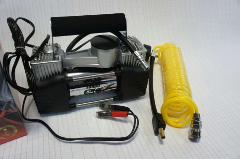 AVS КS 750D  компрессор 75л мин 300Вт 25Атм 2 цилиндра сумка насадки гарантия 1год    фото 3