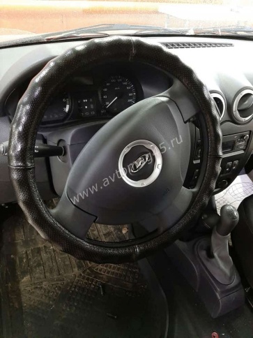 Skyway  оплетка руля кожа черная с перфорацией Real-4 размер M    фото 5