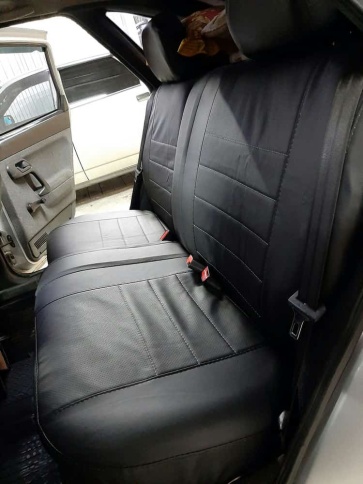 Экстрим  чехлы универсальные экокожа черный черный комплект    фото 9