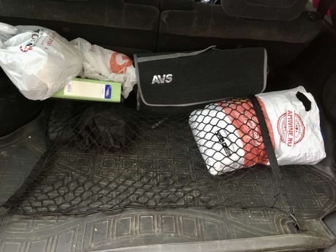 AVS  Сетка в багажник 90x50см    фото 3