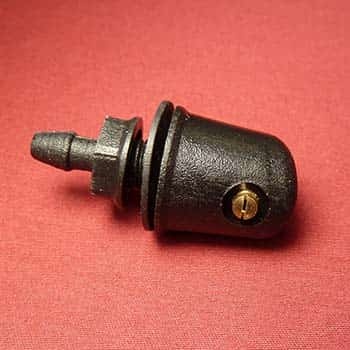 F028 Форсунка стеклоомывателя веерная заднего стекла фото 1