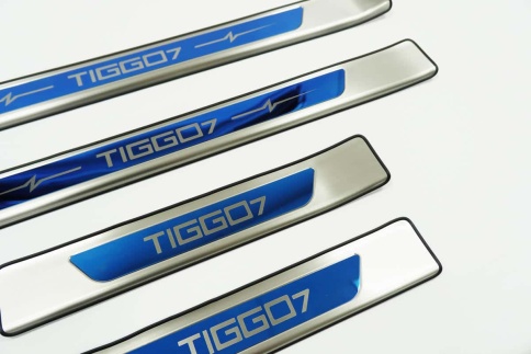 Накладки на внутр пороги Chery Tiggo 7 Чери Тигго 7 2016-2020г широкие алюминий 4шт фото 2