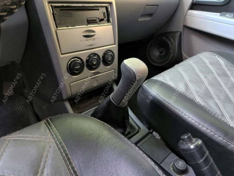 Skyway  Ручка КПП с чехлом Лада Приора экокожа серая    фото 6