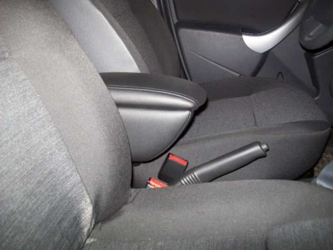 Подлокотник  Renault Duster Рено Дастер 2010-2021г 1пок Nissan Terrano Ниссан Террано 14-22г экокожа фото 3