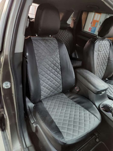 Авточехлы  Kia Sorento Киа Соренто 2009-2021г кузов XM 2-е поколение экокожа черный сер ромб Ижевск фото 1