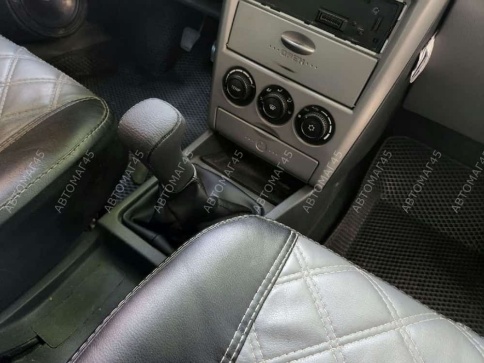 Skyway  Ручка КПП с чехлом Лада Приора экокожа черная    фото 6