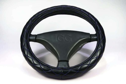 IGG  721 оплетка руля экокожа черный стеганый с синей отстрочкой    фото 1