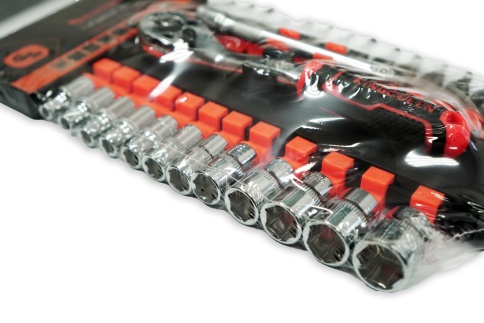 TLB  Набор трещотка 1/4" 72 зуба с шестигранными головками 4-14мм 28 предметов фото 2