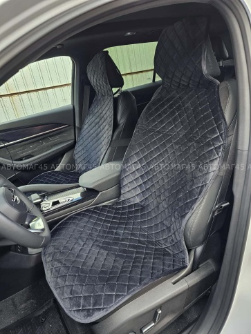 Автотренд  Накидки на сиденье на силиконе без боков велюр черный c черной ниткой 2шт фото 2