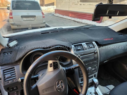 Накидка на панель Toyota Corolla Тойота Королла 2007-2013г кузов 150 карпет с лого  фото 1