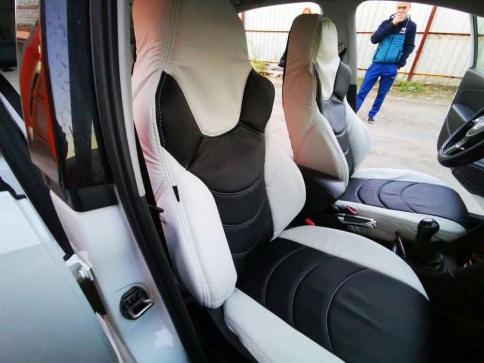 Динас  чехлы универсальные экокожа белый черный комплект    фото 2