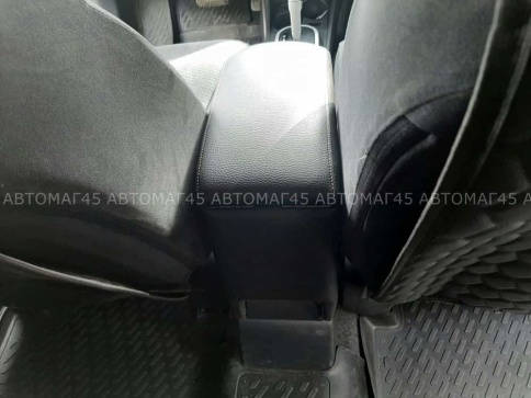 Подлокотник  Nissan Tiida Ниссан Тиида 2007-2014г 1 поколение экокожа    фото 3