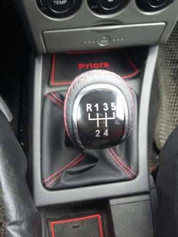 SALMAN Ручка КПП Lada Лада Приора 1 под КПП 2110 черный лак с красной ниткой в сборе   фото 3