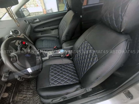 Авточехлы  Ford Focus 2 Форд Фокус 2 экокожа черная красная нить ромб    фото 1