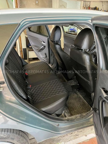 Авточехлы  Lada Vesta Лада Веста седан SW SW Cross экокожа черная с серой ниткой ромб TREND фото 3