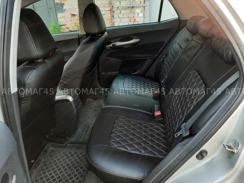 Авточехлы  Toyota Auris Тойота Аурис 2006-2013г экокожа черная бежевая нить ромб    фото 4